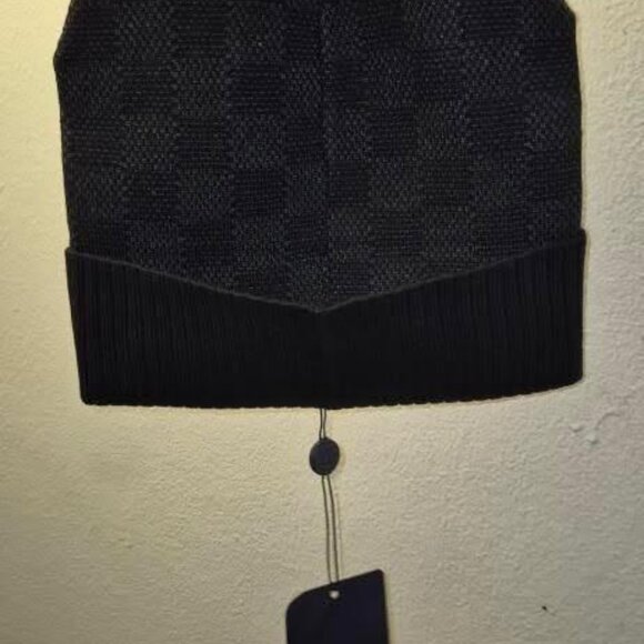 Louis Vuitton Beanie - Picture 2 of 5